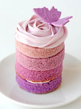 Фиолетовый кекс-радуга