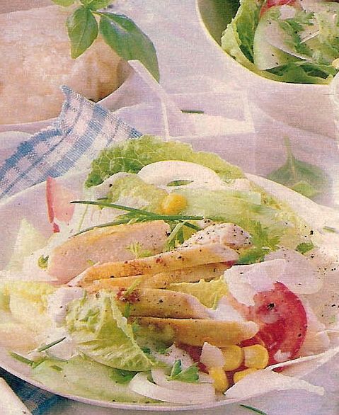 Куриный салат с овощами