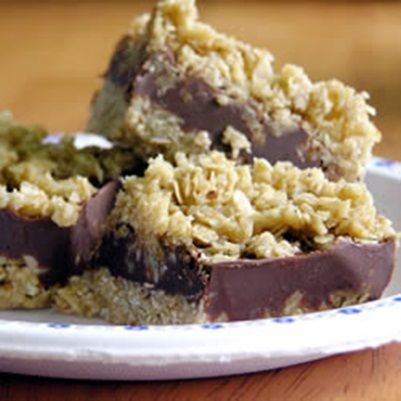 Овсяно-шоколадные пирожные без выпечки