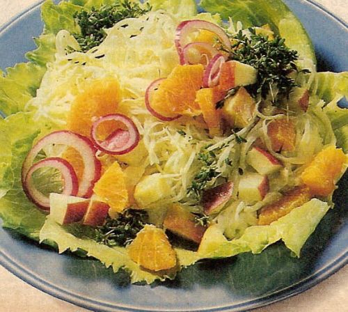 Салат из квашеной капусты
