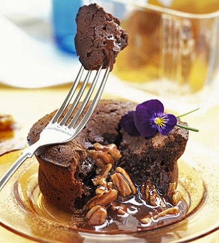 Шоколадный кекс с пралине