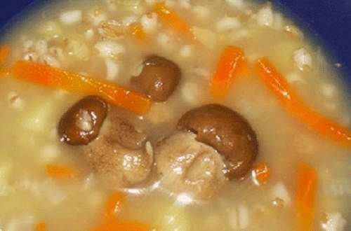 Сытный перловый суп с грибами