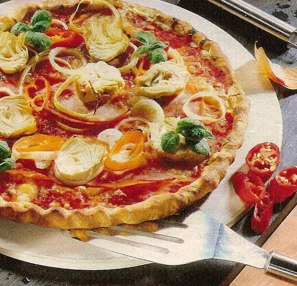 Пицца с артишоками и соусом песто